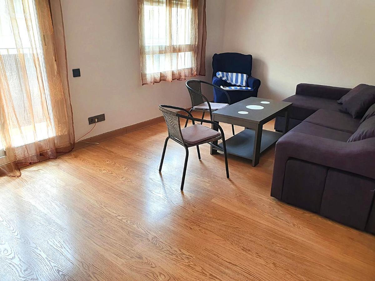 Newly Renovated Two Bedrooms Apartment In Villa Marina Бенидорм Экстерьер фото