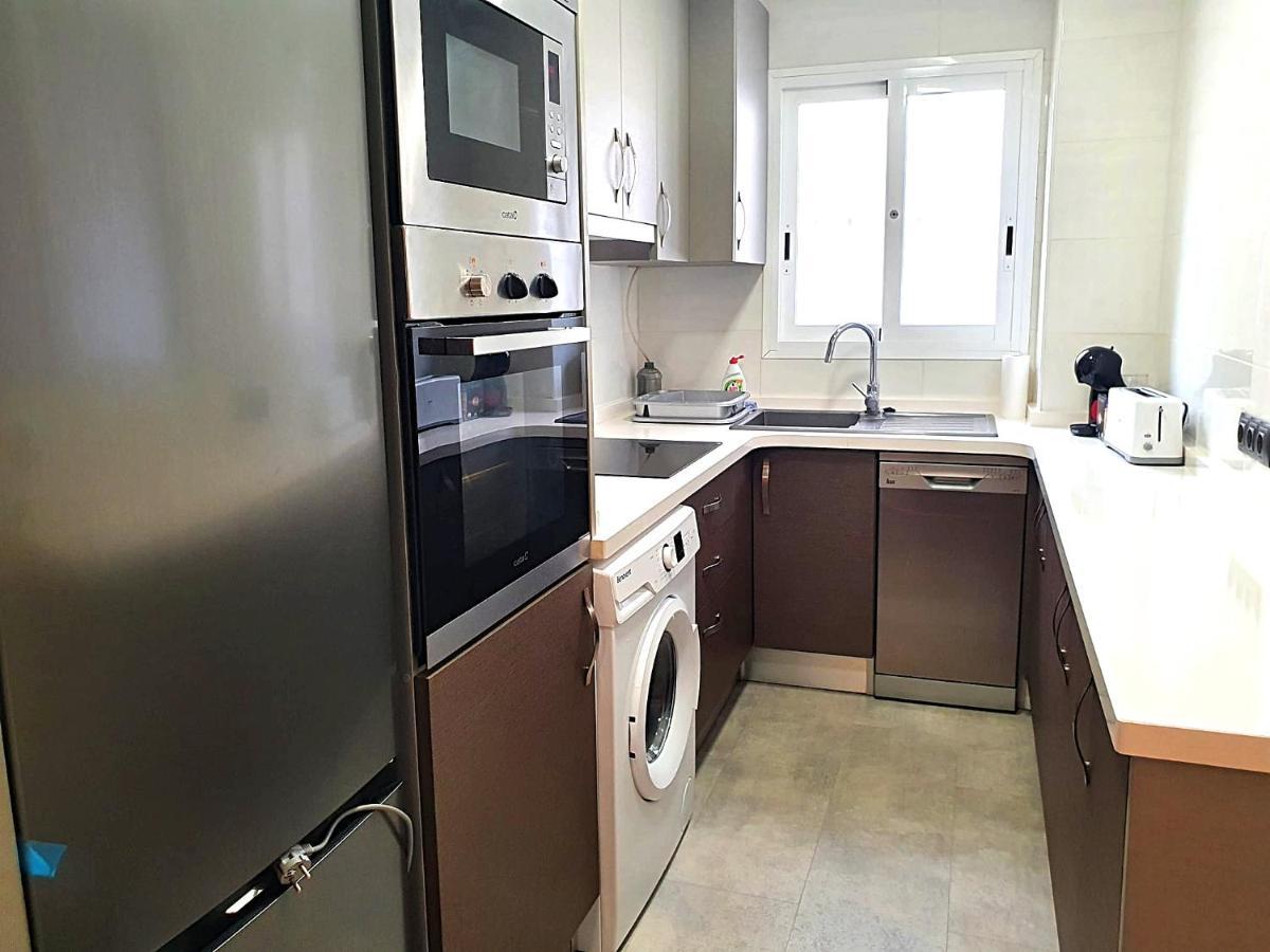 Newly Renovated Two Bedrooms Apartment In Villa Marina Бенидорм Экстерьер фото